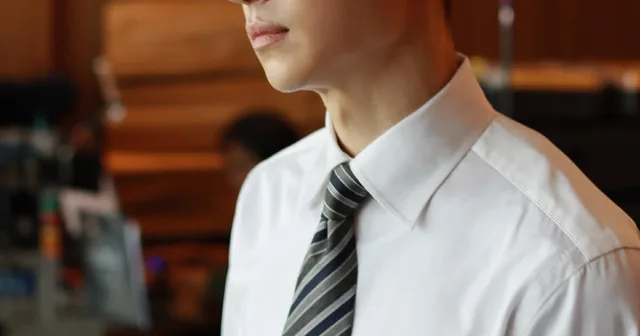 Lee Je Hoon ดวงจะซวยไปไหน? เจอเพื่อนร่วมงานมีประเด็นฉาว 3 เรื่องติด!