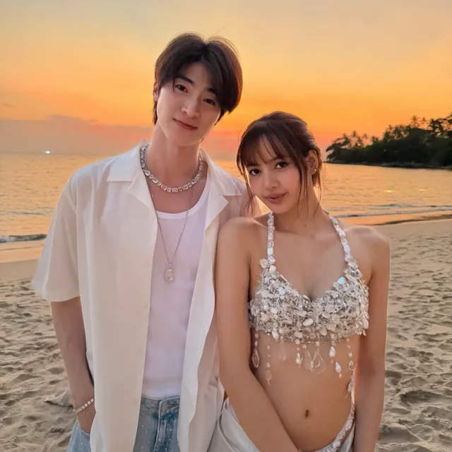 ลือสนั่น! Lisa วง Blackpink กำลังออกเดทกับนักแสดงหนุ่ม Blue Pongtiwat?
