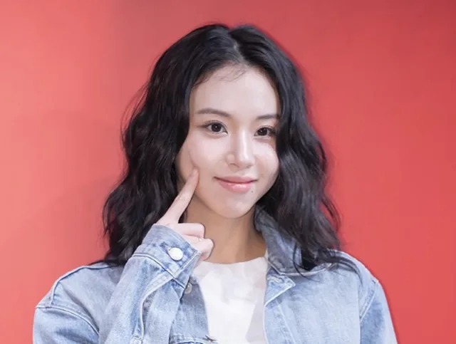 Chaeyoung วง TWICE ออกจาก JYP แต่ยังลุยกิจกรรมวงต่อ!
