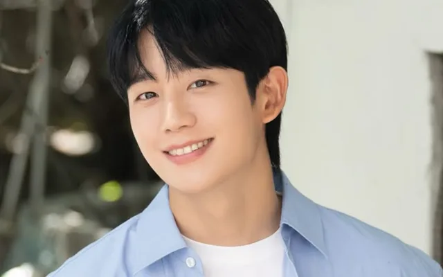Jung Hae In ไม่ได้ไปร่วมงานเปิดตัวหนัง 'Gills' เพราะคิวงานชน ไม่เกี่ยวกับดราม่า Ha Young นะทุกคน!
