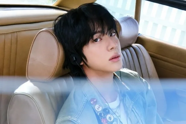 เพลง “Don’t Say You Love Me” ของ Jin BTS ทะลุ 1 พันล้านสตรีมบน Spotify แล้วจ้า!
