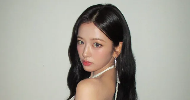 An Yujin IVE สวยสง่าปนน่ารักในชุดขาว