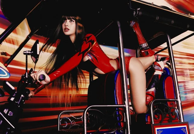 Lisa BLACKPINK ปล่อยภาพทีเซอร์สุดปัง 'SaWaDiKa' เตรียมคัมแบ็กเขย่าวงการ!