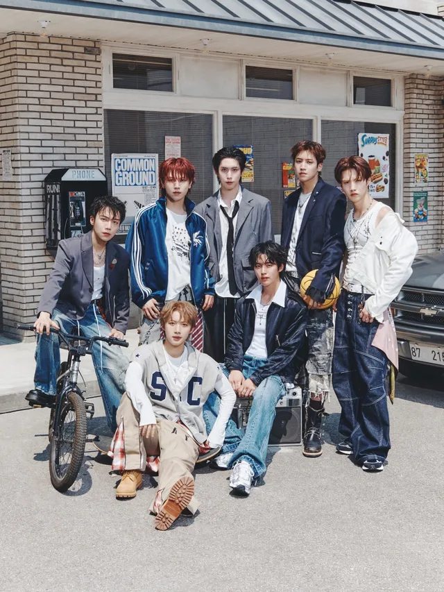 PENTAGON ปล่อยภาพคอนเซ็ปต์กลุ่ม เตรียมคัมแบ็กด้วยซิงเกิลฉลองครบรอบ 10 ปี!