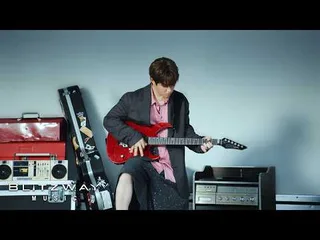 D.O. วง EXO ตามหากีตาร์คู่ใจเจอใน Concept Film ใหม่สำหรับเพลง 'DOPAMINE'