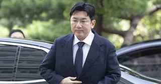 Bang Si Hyuk ประธาน HYBE ถูกส่งตัวให้อัยการ หลังถูกกล่าวหาเรื่องการปั่นหุ้น