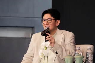 ประธาน Hybe, Bang Si-hyuk ถูกส่งตัวให้อัยการแล้ว ข้อหาปั่นหุ้น IPO ปี 2020