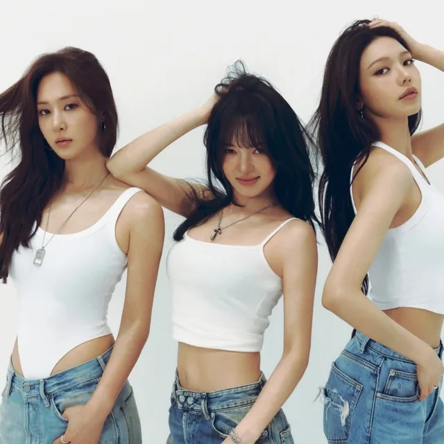 HyoRiSoo จัดเต็มพร็อพเฮลิคอปเตอร์บนเวที 'Music Core' ชวนคิดถึง 'Genie' ของ Girls' Generation