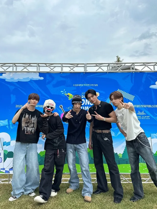 hrtz.wav ดึง Sungchan แห่ง RIIZE ร่วมฟีเจอริ่งเพลงไตเติ้ล "ALIVE" ในมินิอัลบั้มใหม่ 'The Second Wave : MOMENTUM'