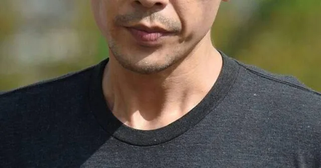 อดีตคนดัง Go Young Wook โพสต์แซะคนดังที่ดูพลุจากบ้าน