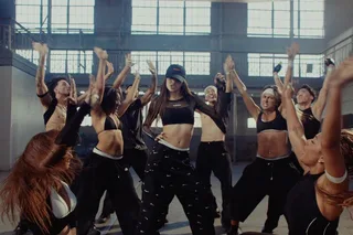 Lisa BLACKPINK ปล่อยคลิปเต้นสุดปังเพลง “SaWaDiKa” โชว์ไลน์เต้นสุดเฉียบ!