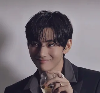 V สมาชิก BTS สร้างความประทับใจให้แฟนผู้บกพร่องทางการได้ยินด้วยภาษามือในคอนเสิร์ต