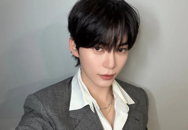 Sung Han Bin วง ZEROBASEONE เตรียมเดบิวต์โซโล่ด้วย EP แรก 'DEAD:ALIVE'