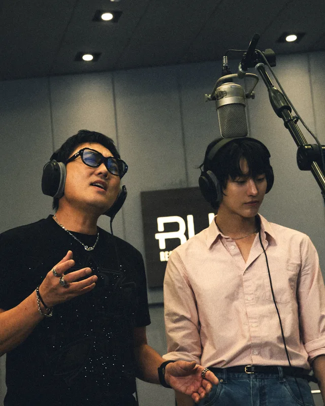 Lee Seung Chul และ WOODZ เปิดตัวเพลงคู่ 'Our Story' พร้อมทีเซอร์ MV สุดปัง!