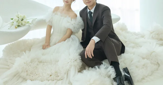 คู่รักจากรายการ I Am SOLO ประกาศแต่งงาน พร้อมเผยภาพวิวาห์สุดหวาน!