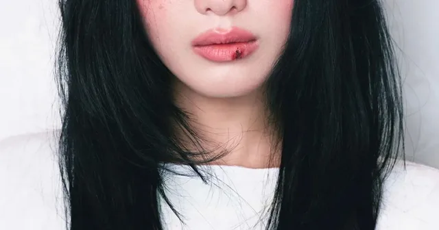 นักร้องสาว Hanroro เปิดใจเรื่องคอมเมนต์แย่ๆ ที่เคยทำให้ท้อถึงขั้นอยากเลิกทำเพลง!