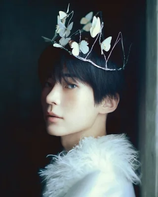 Sung Han Bin แห่ง ZEROBASEONE เตรียมเป็นผู้ประกาศข่าวพยากรณ์อากาศพิเศษก่อนโซโลเดบิวต์