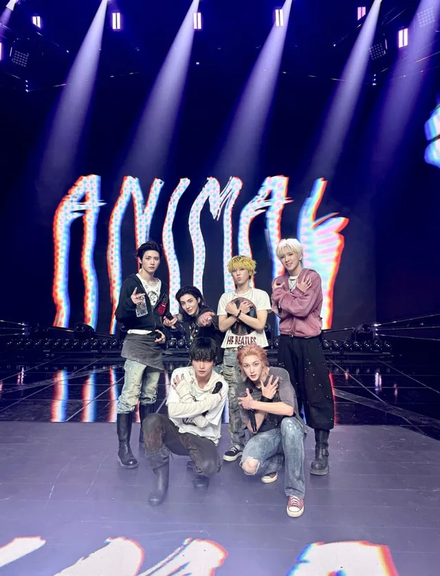 BOYNEXTDOOR คว้าถ้วยแรกจากรายการเพลงด้วยเพลง “ANIMAL” บนเวที 'M Countdown'