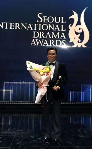 Ryu Seung Ryong คว้ารางวัลนักแสดงนำชายยอดเยี่ยมจากเวที Seoul International Drama Awards