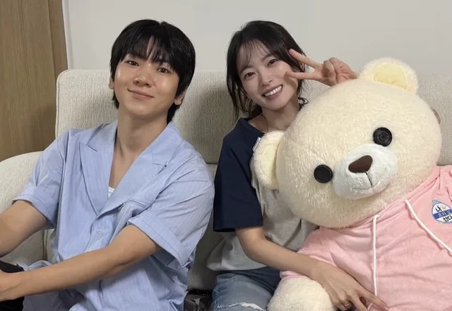 Chun Woo Hee แวะเยี่ยมบ้านใหม่เพื่อนซี้ Lee Joo Seung หลังออกรายการ 'I Live Alone'