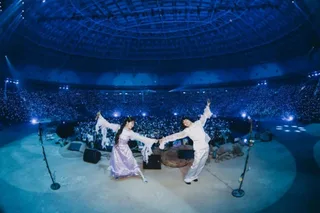 AKMU ปิดฉากคอนเสิร์ตที่โซลอย่างสวยงาม จัดเต็มเพลงฮิตพร้อมหยอดมุกเรียกเสียงฮา!