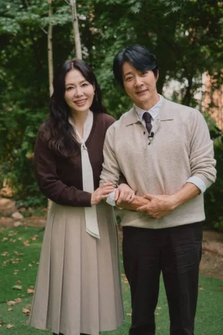 Choi Soo Jong และ Ha Hee Ra เล่าเรื่องแท้งลูก 4 ครั้งและข่าวลือต่างๆ ในรายการ 'You Quiz on the Block'