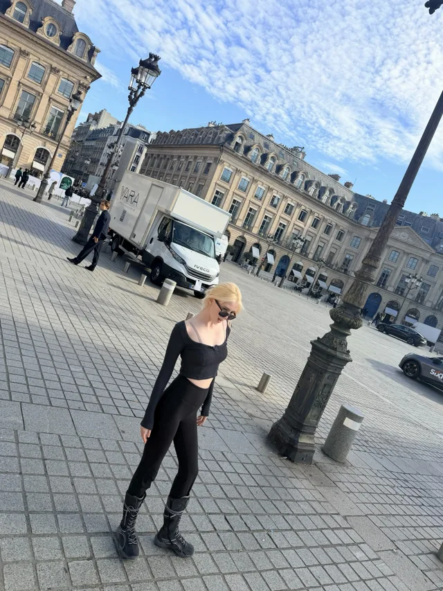 Han So Hee อวดลุคใหม่ผมบลอนด์สุดปังที่ปารีส แฟนๆ ตะลึงในความเป๊ะ!