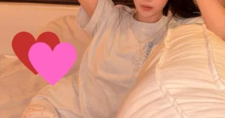 Jeongyeon TWICE ทำชาวเน็ตฮือฮา! เปิดตัวความสัมพันธ์แบบไม่คาดฝัน