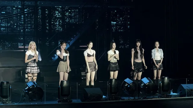 izna บุกฟิลิปปินส์ครั้งแรก! จัดเต็มคอนเสิร์ต 'Who Dat Girl?' แฟนๆ ฟินกระจาย