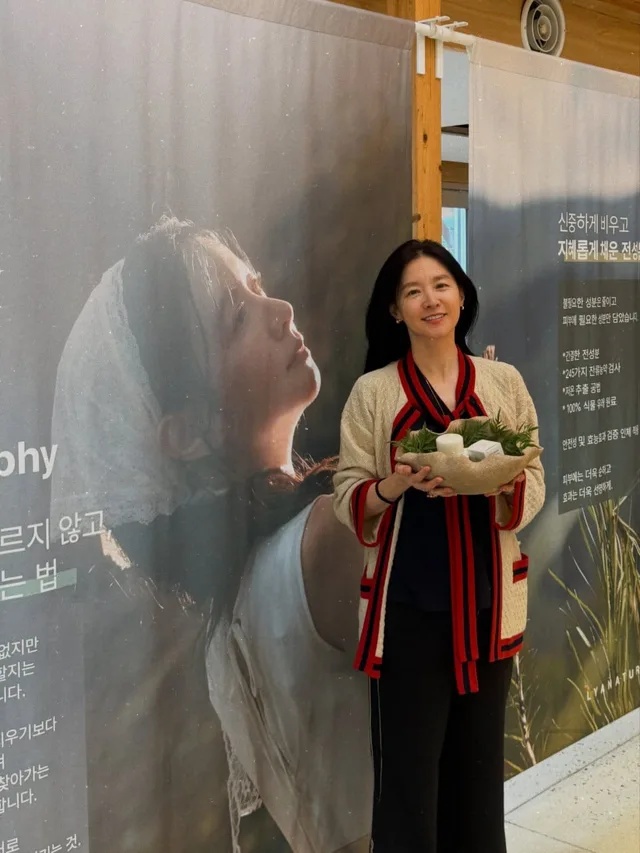 Lee Young Ae สวยสะกดใจในลุคธรรมชาติที่จินชอน