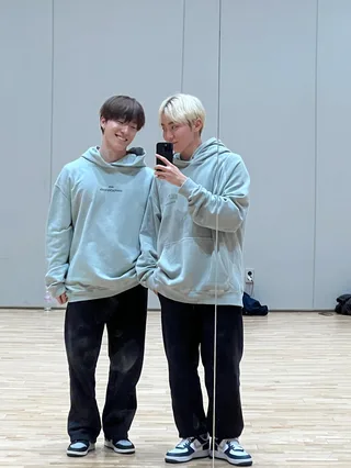 Seventeen's Seungkwan และ Dino เริ่มเข้ากรมรับใช้ชาติแล้ว
