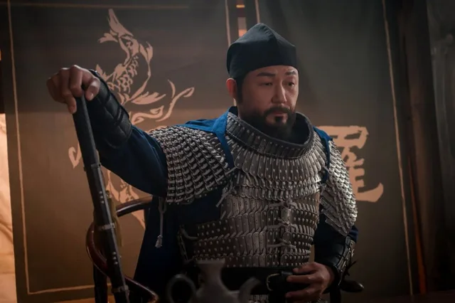 Park Sung Woong แปลงโฉมเป็นแม่ทัพ Kim Yu Sin ในซีรีส์ประวัติศาสตร์ฟอร์มยักษ์ 'Munmu'
