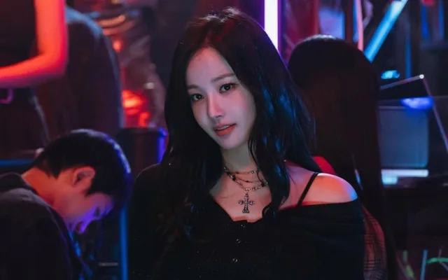 Yeonwoo ถอนตัวจากหนังพรีเควล 'Inside Men' ส่งไม้ต่อให้ Park Ju Hyun