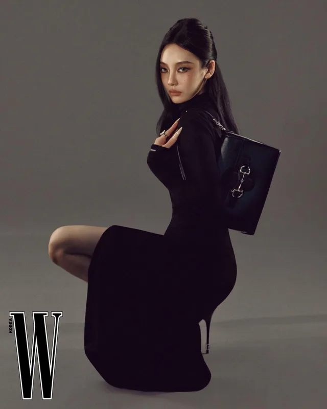 Ningning aespa เผยความงามสะกดตาบนปก W Korea